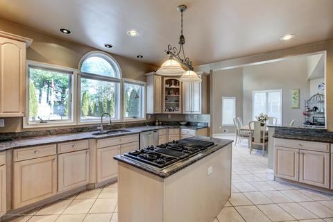 2 Eagle Ct, Old Bridge, NJ 08857 photo 12
