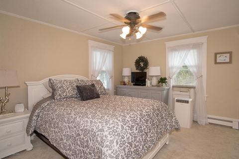 266 Broad St, Matawan, NJ 07747 photo 15