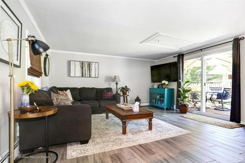 733 Maple Ave, Brick, NJ 08724 photo 4
