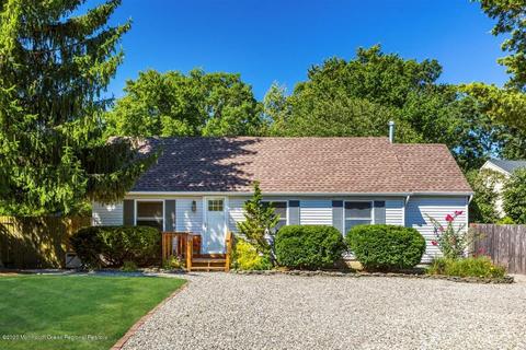 733 Maple Ave, Brick, NJ 08724 photo 1