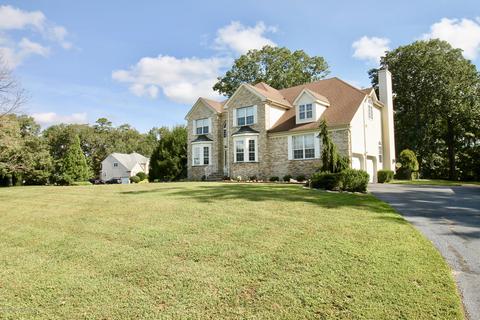 2 Emma Ln, Jackson, NJ 08527 photo 2