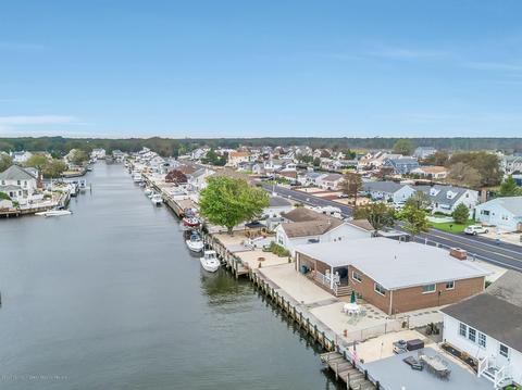 933 Capstan Dr, Forked River, NJ 08731 photo 5