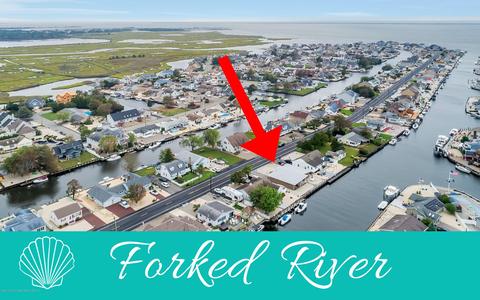 933 Capstan Dr, Forked River, NJ 08731 photo 1