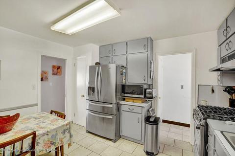 1 Sulliman Rd, Edison, NJ 08817 photo 13