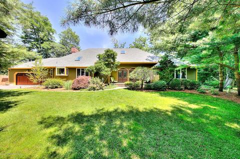 1010 Cedar Ln, Brielle, NJ 08730 photo 1
