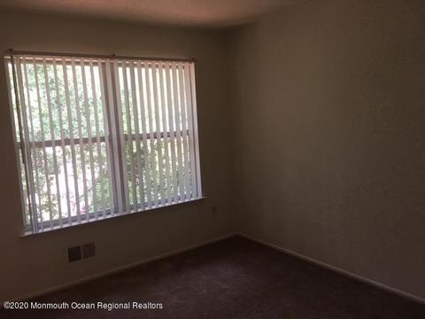 19 Kitty Ct, Brick, NJ 08724 photo 23