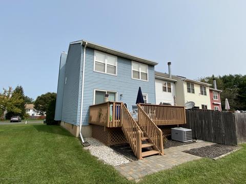 102 Pendleton Pl, Old Bridge, NJ 08857 photo 6