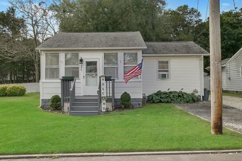 446 E Arverne Ave, Ocean Gate, NJ 08740 photo 2