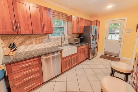 87 Willow Ave, North Plainfield, NJ 07060 photo 13