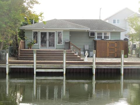 97 E Granada Dr, Brick, NJ 08723 photo 4