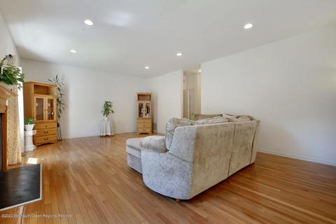 1 Cherise Ct, Jackson, NJ 08527 photo 4