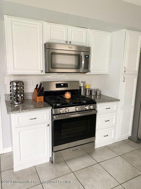 41 Bechstein Dr, Matawan, NJ 07747 photo 8