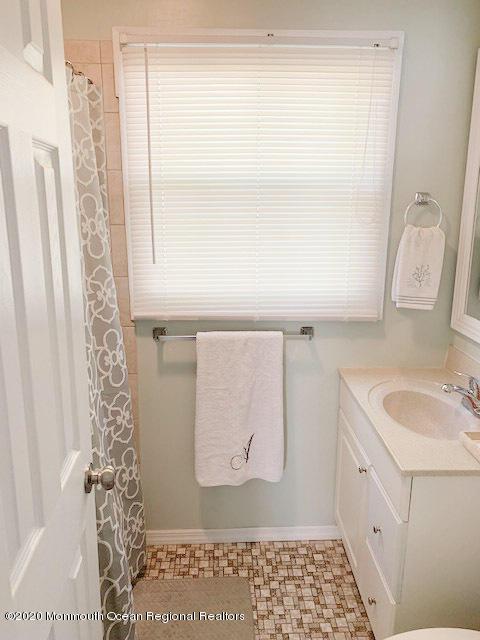 41 Bechstein Dr, Matawan, NJ 07747 photo 14