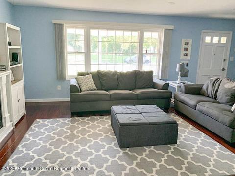 41 Bechstein Dr, Matawan, NJ 07747 photo 3