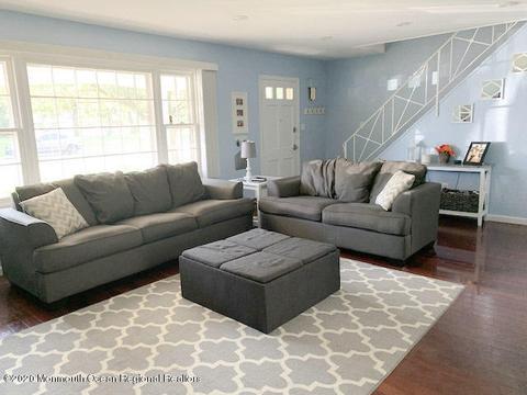 41 Bechstein Dr, Matawan, NJ 07747 photo 2