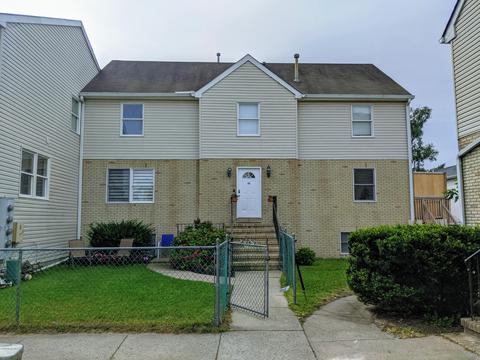 52 E 9th St, Lakewood, NJ 08701