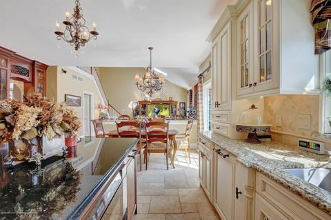 6 Paceview Dr, Howell, NJ 07731 photo 9