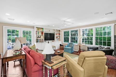 2 Riverview Ave, Rumson, NJ 07760 photo 4