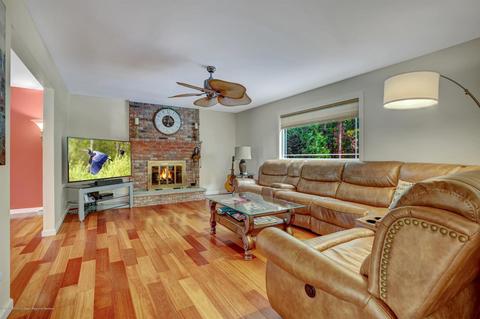10 Bartlett Ct, Matawan, NJ 07747 photo 9