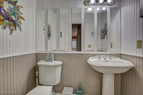 10 Bartlett Ct, Matawan, NJ 07747 photo 12