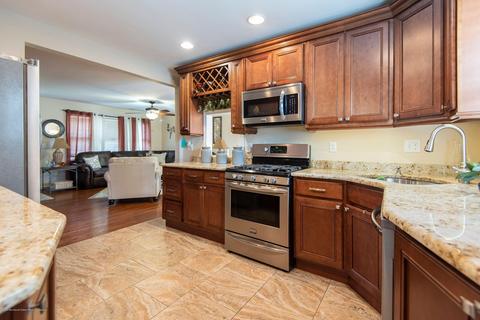 211 Midstreams Rd, Brick, NJ 08724 photo 5