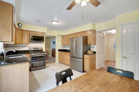 20 Red Cedar Run, Jackson, NJ 08527 photo 13