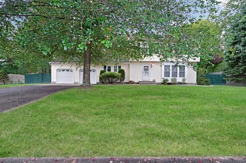 20 Red Cedar Run, Jackson, NJ 08527 photo 3