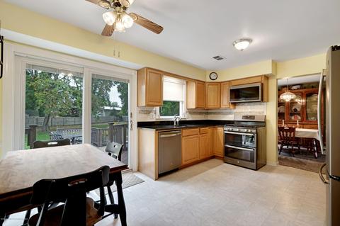 20 Red Cedar Run, Jackson, NJ 08527 photo 11