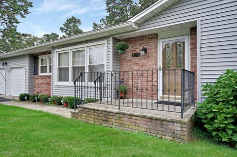 735 Millbrook Rd, Brick, NJ 08724 photo 2