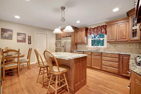 735 Millbrook Rd, Brick, NJ 08724 photo 6