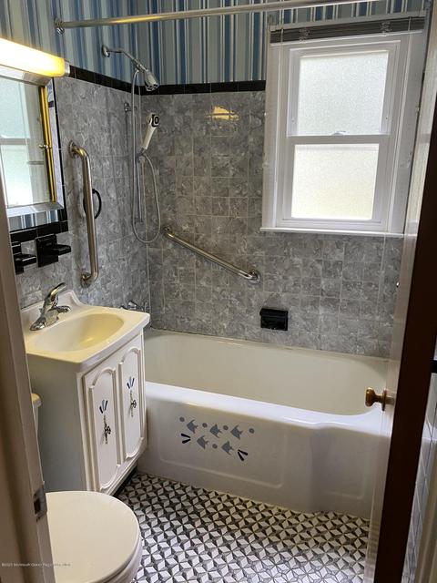 64 Bellevue Ter, Bloomfield, NJ 07003 photo 10