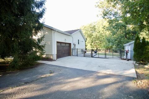 375 Frank Applegate Rd, Jackson, NJ 08527 photo 4