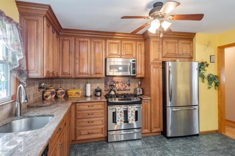 2 Brida Ct, Edison, NJ 08817 photo 5