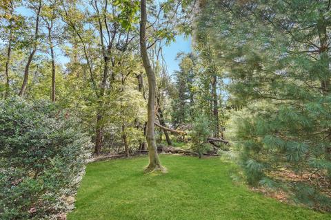 8 Partridge Run, Holmdel, NJ 07733 photo 24
