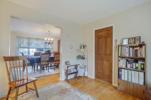 8 Partridge Run, Holmdel, NJ 07733 photo 10