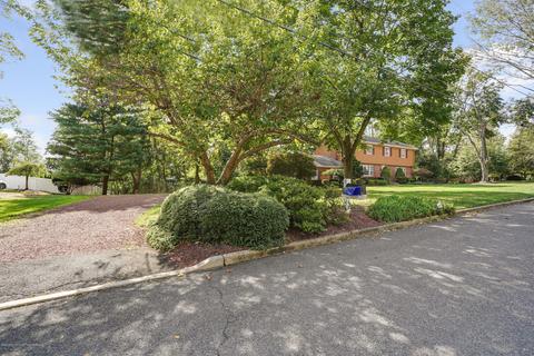 8 Partridge Run, Holmdel, NJ 07733 photo 33