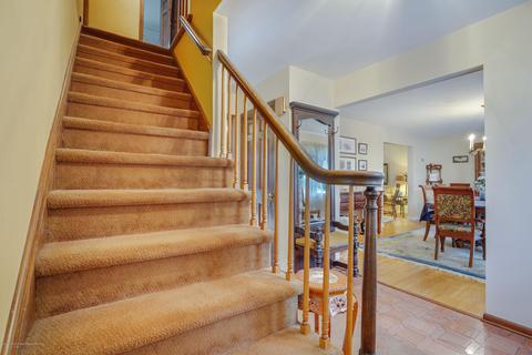 8 Partridge Run, Holmdel, NJ 07733 photo 15