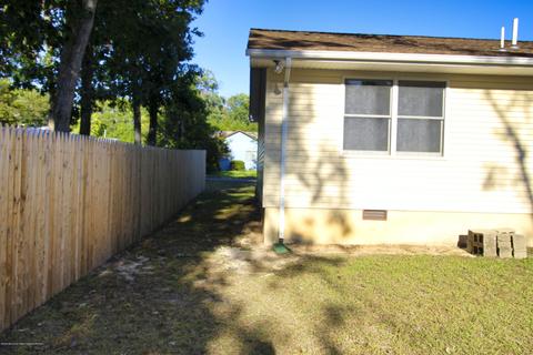 533 Windsor St, Forked River, NJ 08731 photo 8