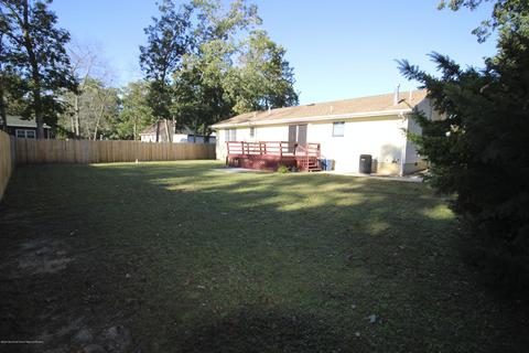 533 Windsor St, Forked River, NJ 08731 photo 9
