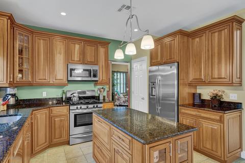 2 Concetta Ct, Howell, NJ 07731 photo 19