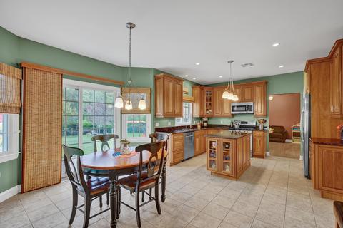 2 Concetta Ct, Howell, NJ 07731 photo 23