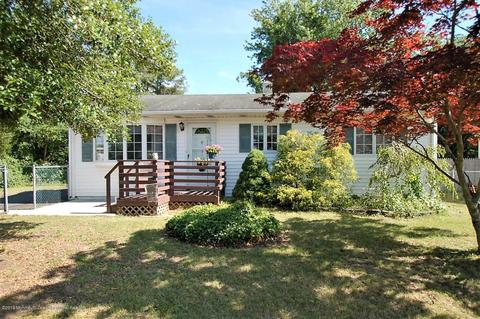 142 Stephan Rd, Brick, NJ 08724 photo 1