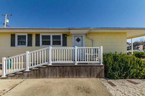 67 E Pampano Dr, Brick, NJ 08723 photo 2