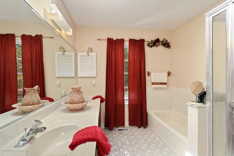 32 Marc Dr, Howell, NJ 07731 photo 23