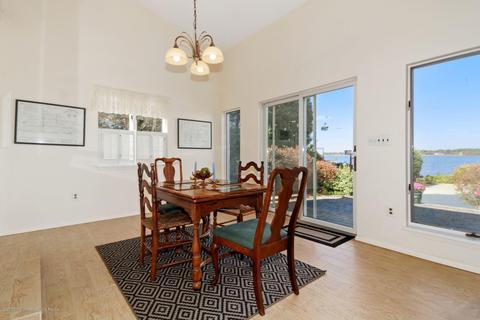604 Burtis St, Brick, NJ 08723 photo 6