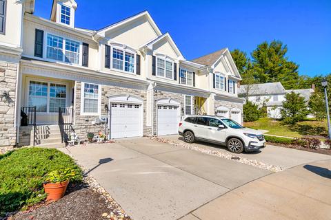 8 Brookfield Dr, Jackson, NJ 08527 photo 2