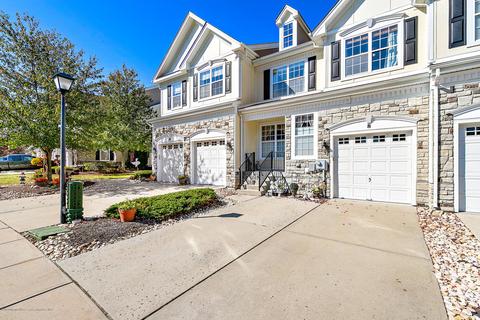 8 Brookfield Dr, Jackson, NJ 08527 photo 1