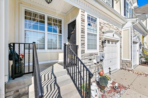 8 Brookfield Dr, Jackson, NJ 08527 photo 4