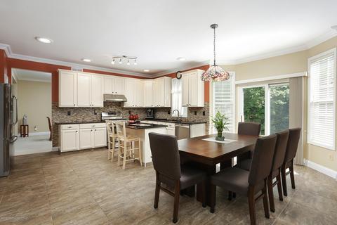56 Stratton Rd, Matawan, NJ 07747 photo 6