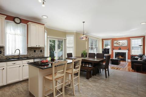 56 Stratton Rd, Matawan, NJ 07747 photo 7